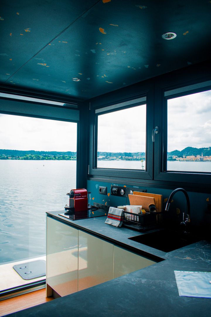 houseboat sesto calende lago maggiore